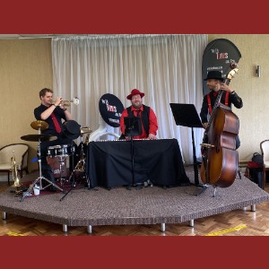 'Classic' line up, trio