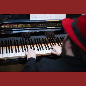 Christopher Lydon, piano