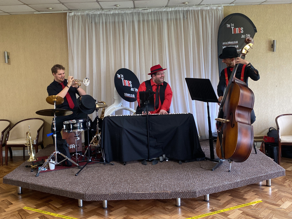 'Classic' line up, trio