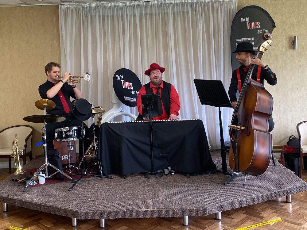 'Classic' line up, trio